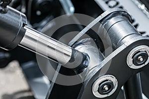 Pipes and the hydraulic system of the tractor or excavator