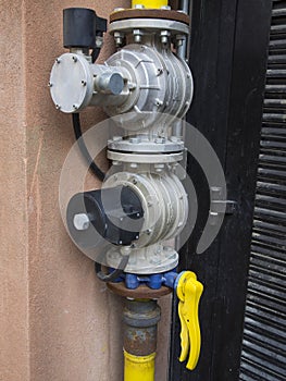 Pipes and safety valves supply natural gas to a building