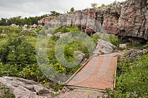 Pipestone Cliff Scenic