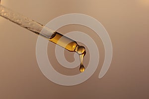 Pipette with rosehip oil
