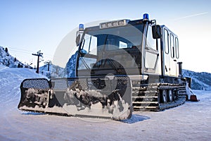 Piste Machine Snowcat Winter Snow