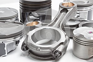 Pistons and connecting rods, main parts for an internal combustion engine