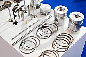 Pistons, rings, valves and engine parts in store