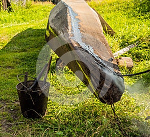 Pitch wooden boat