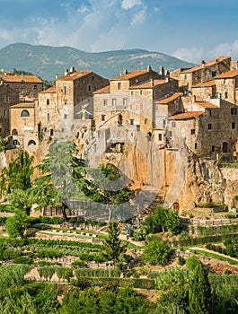 Panoramic sight of Pitigliano in a sunny summer afternoon. Province of Grosseto, Tuscany, Italy.