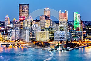 Pittsburgh, Pennsylvania downtown skyline at dusk