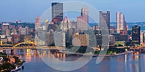 Pittsburgh skyline panorama.