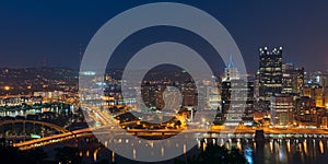 Pittsburgh skyline panorama.