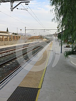 Pizarra Station Platform photo