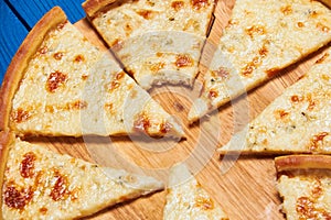 Pizza with three cheeses.