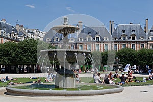 Place des Vosges Fountain Paris France