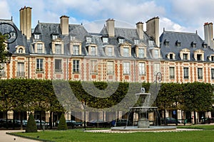 Place des Vosges, Le Marais, Paris, France photo