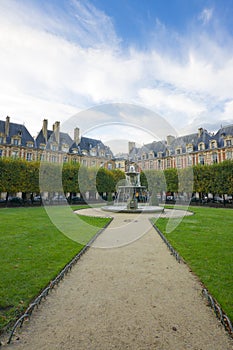 Place des Vosges, Paris