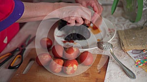 Place eggs in a stocking for further cooking with ornament