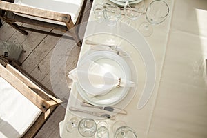 Place setting with plate knife and fork
