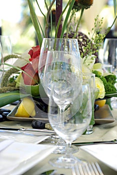Place settings at an outdoor party.