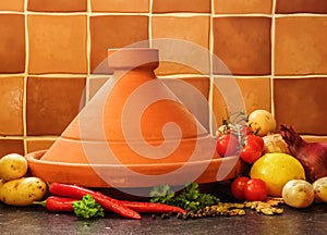 Plain Clay Moroccan Tagine With Vegetables