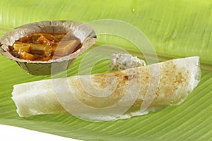 Plain Dosa With Chutney And Sambhar.