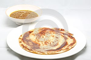 Plain Ghee Fried Paratha with curry da