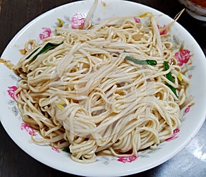 Plain noodles closeup