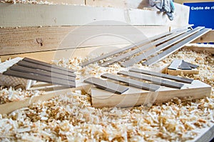 Planer knives manufactured in HSS and chromium steel. Precision tools for woodworking industry.