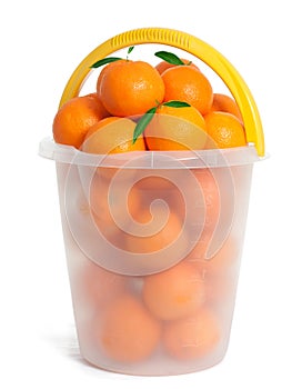 El plastico balde naranja 