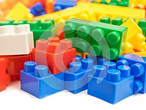 Plastic building blocks