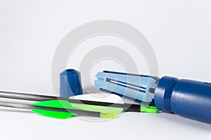 Plastic Fletching Device