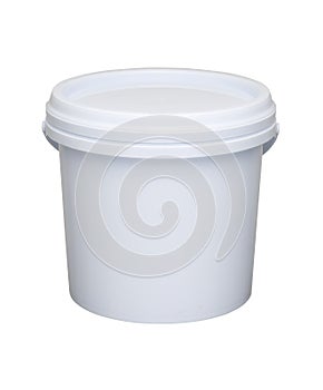 Plastic pail