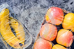 Plastic waste is unsustainable, polluting unnecessary fruit wrap