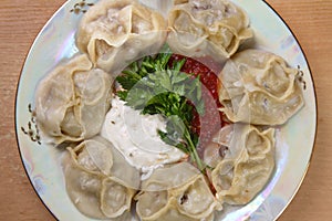 Plate with manta rays on the table.
