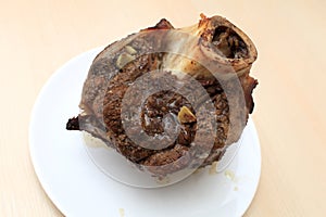 Plate with roast beef shin
