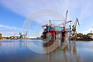 Platform in the shipyard