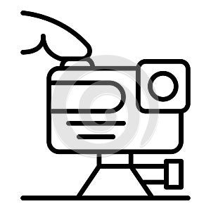 Play action camera icon, outline style