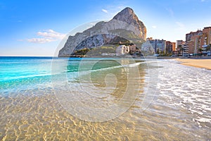 Playa de Fossa beach in Calpe and Ifach