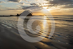 Playa panameÃƒÂ±a en hora dorada