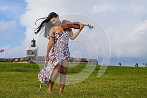 Playful violinist