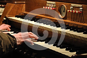 Playing organ photo