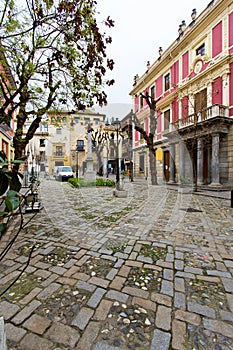 Plaza del Padre Suarez in Granada photo