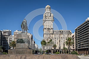 Plaza Independencia and Palacio Salvo - Montevideo, Uruguay photo