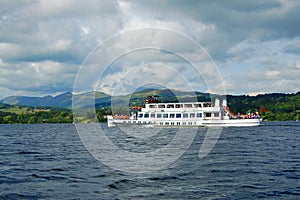 Pleasure boat cruise photo