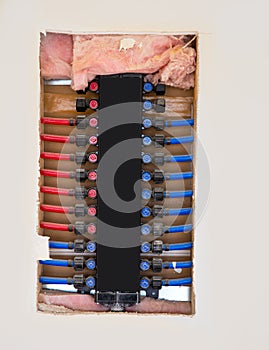 Plumbing manifold system PEX tubing