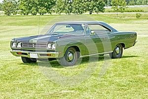 Plymouth road runner photo