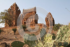 Po Khlong Garai Towers