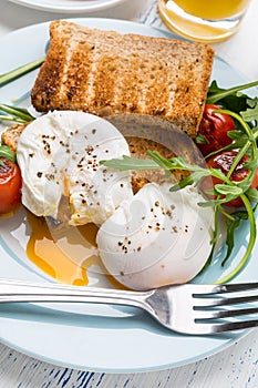 Poached Eggs on Wholegrain Bread Toasts