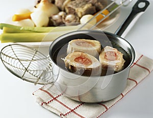 Poaching the marrow bones