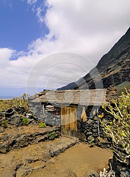 Poblado de la Guinea, Hierro photo