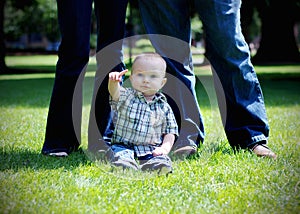 Pointing Baby - horizontal