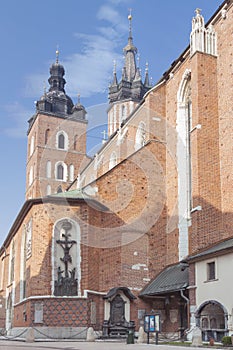 Poland, Krakow, Plac Mariacki Square st Mary Curch, Midday