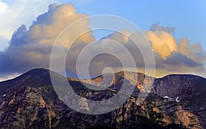 Poland, Tatra Mountains, Zakopane - Czerwone Wierchy, Malolaczniak, Krzesanica and Ciemniak peaks under clouds
